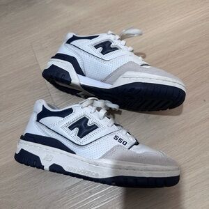 NEW BALANCE 550 NAVY SNEAKERS WMN SIZE 5.5 MEN SIZE 4